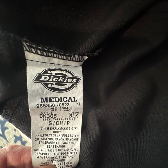 Dickies Women's Medical Full Zipper Jacket - Size Small - Picture 6 of 8